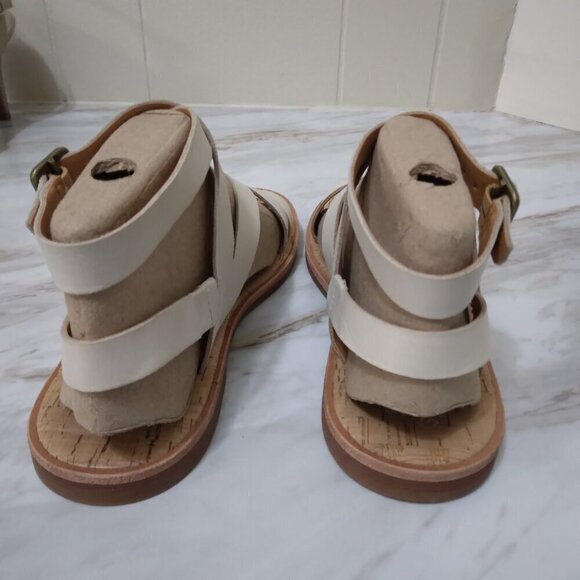 KORK-EASE | Bryleigh Flat Leather Sandal Cream | Size 7M - Picture 6 of 9